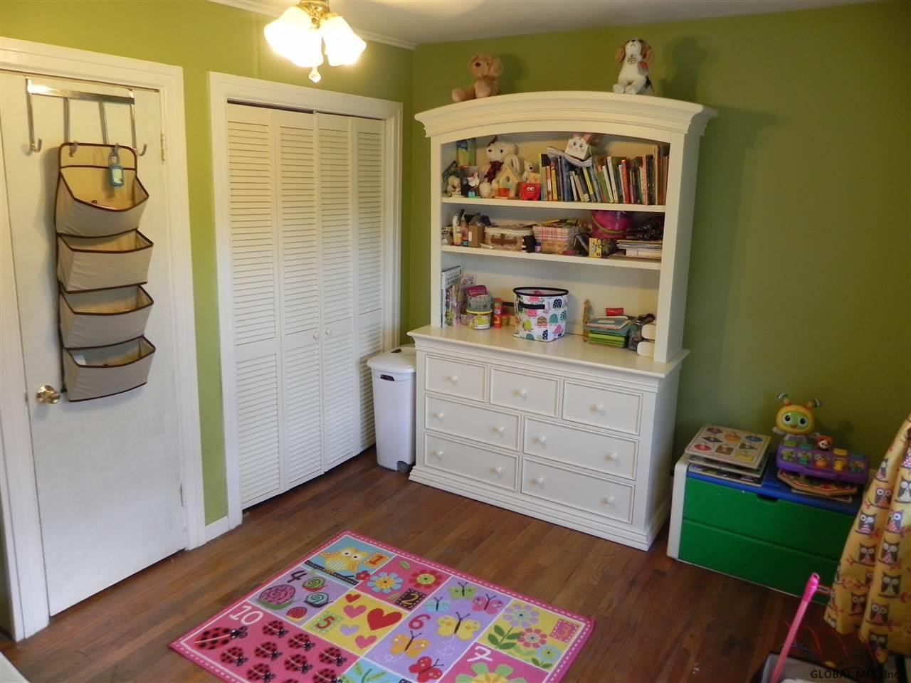 234 Kings Road Schenectady, NY 12304 - Photo 10 of 25 Photo 10