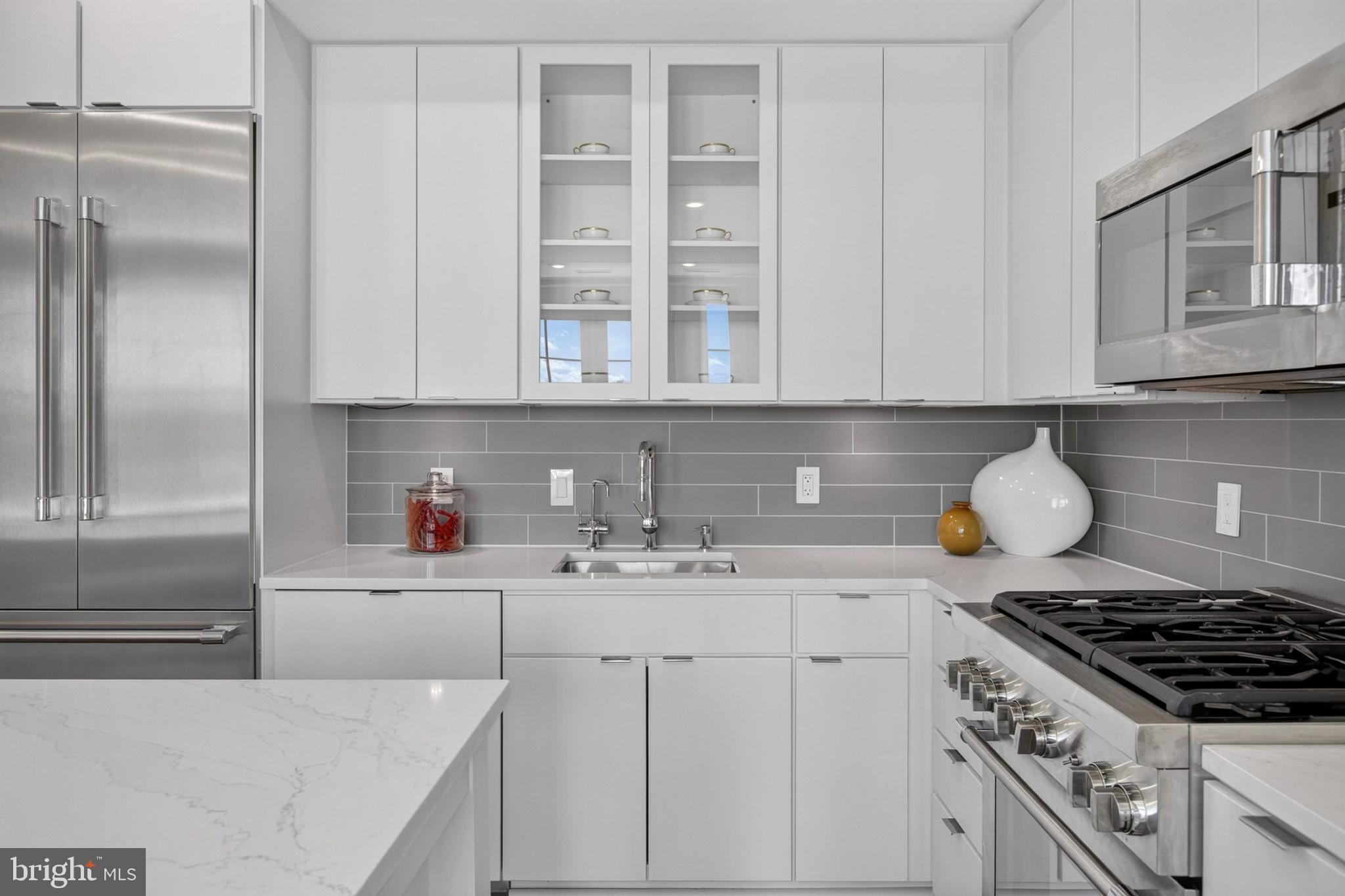300 8th Street Northeast, Unit PH502 Washington, DC 20002 - Photo 13 of 49 Great Room Kitchen Workspace West