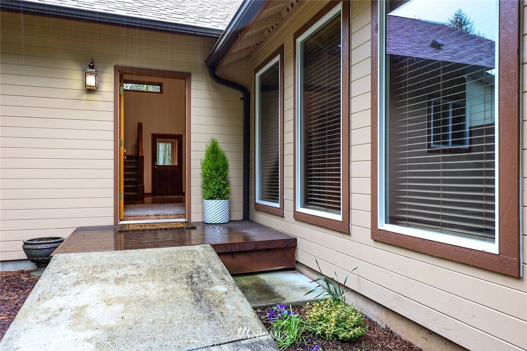 20 Moen Road Nordland, WA 98358 - Photo 3 of 40 Gallery Image 3
