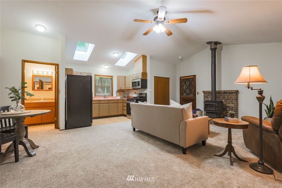 20 Moen Road Nordland, WA 98358 - Photo 5 of 40 Gallery Image 5