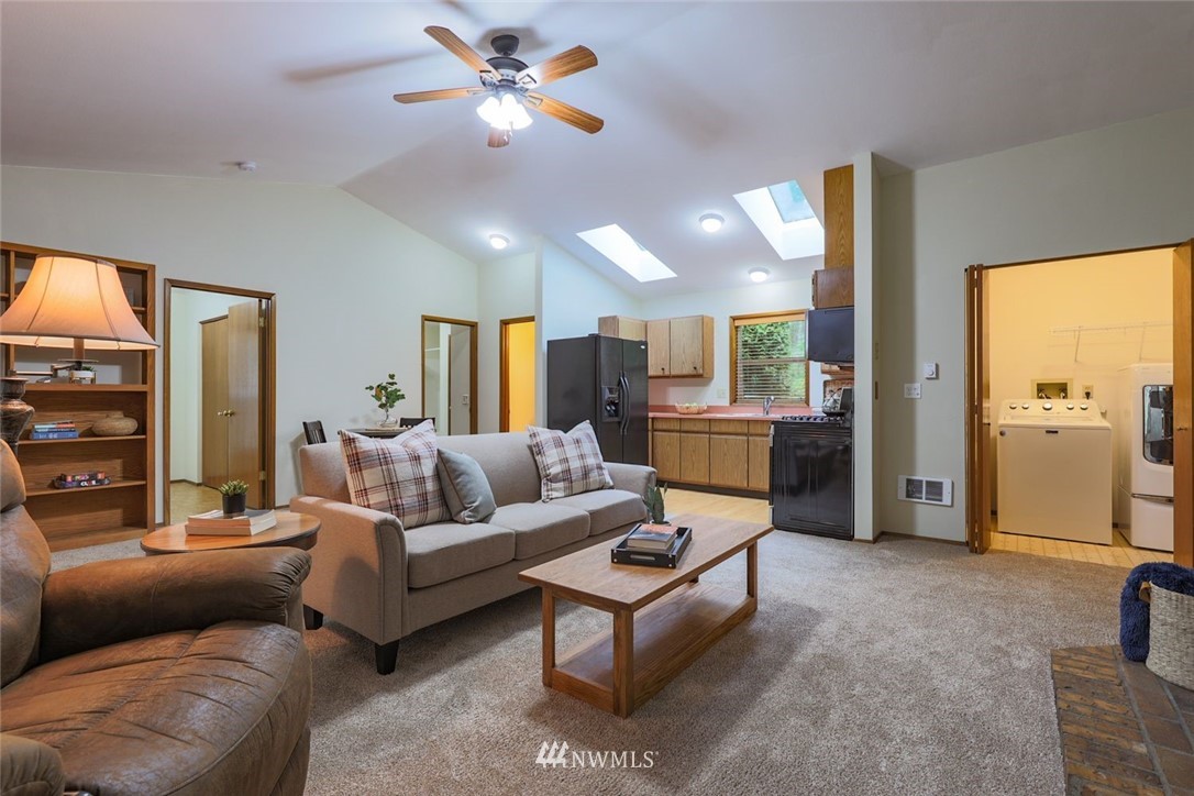 20 Moen Road Nordland, WA 98358 - Photo 9 of 40 Gallery Image 9