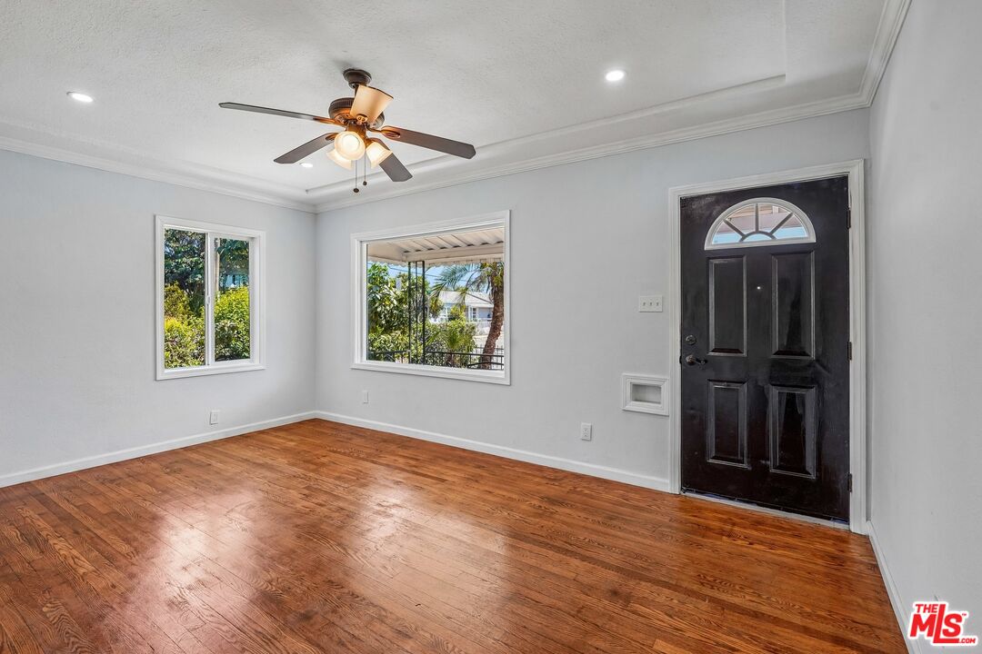 901 West Brazil Street Compton, CA 90220 - Photo 5 of 38 Gallery Image 5