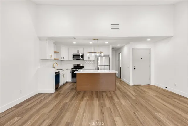 $2,800 | 87 Tennessee Street, Unit C, Redlands, CA 92373