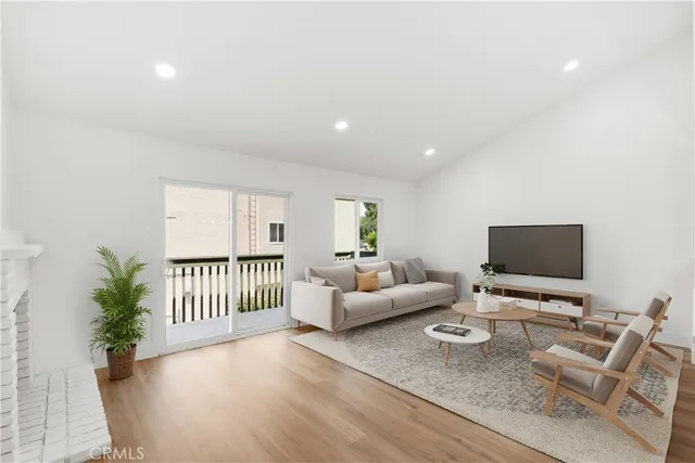 $2,800 | 87 Tennessee Street, Unit C, Redlands, CA 92373