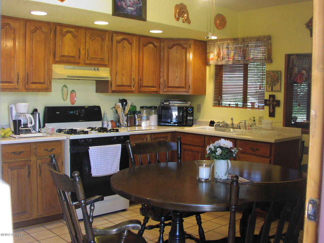 3109 North 39th Street Phoenix, AZ 85018 - Photo 5 of 21 Kitchen