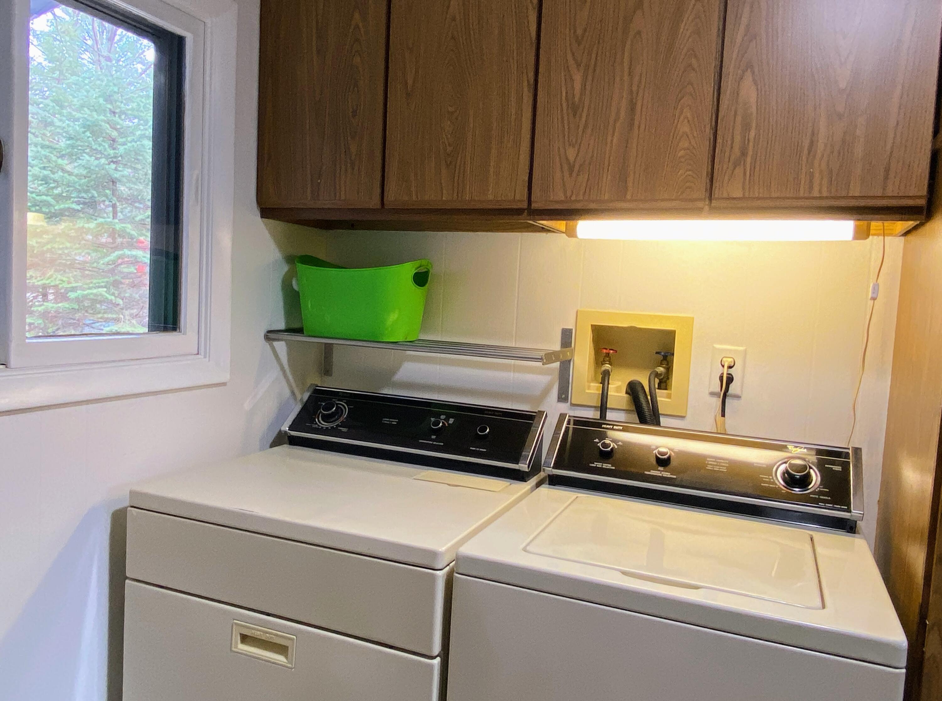 6111 Longbridge Road Pentwater, MI 49449 - Photo 26 of 41 Washer/Dryer