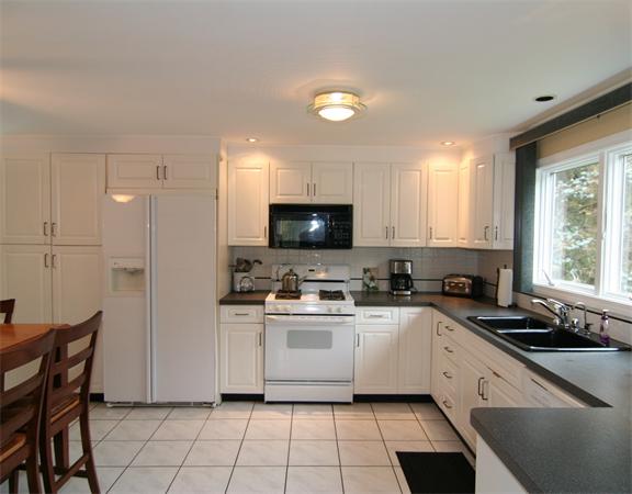 575 Lowell Street Wakefield, MA 01880 - Photo 11 of 28