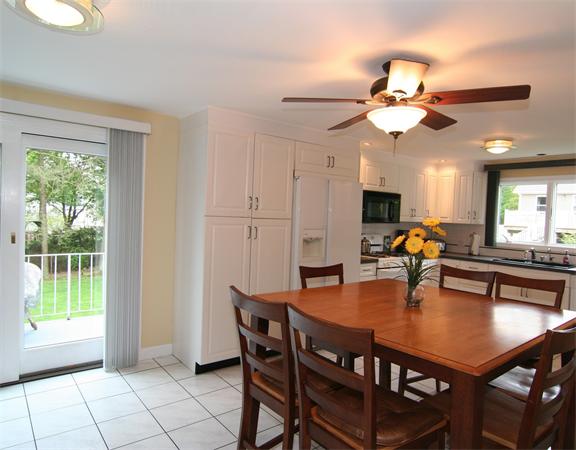 575 Lowell Street Wakefield, MA 01880 - Photo 13 of 28