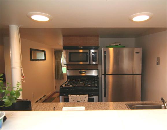 575 Lowell Street Wakefield, MA 01880 - Photo 23 of 28