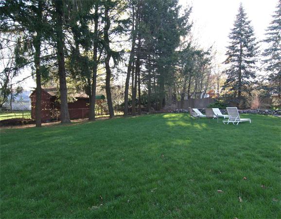 575 Lowell Street Wakefield, MA 01880 - Photo 27 of 28