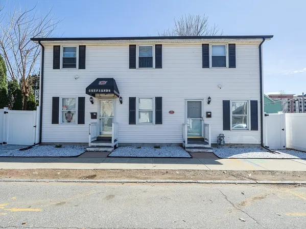 $375,900 | 17 Lombard Street, Springfield, MA 01105