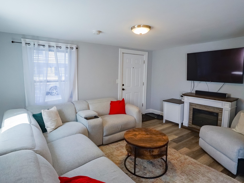 17 Lombard Street Springfield, MA 01105 - Photo 17 of 29