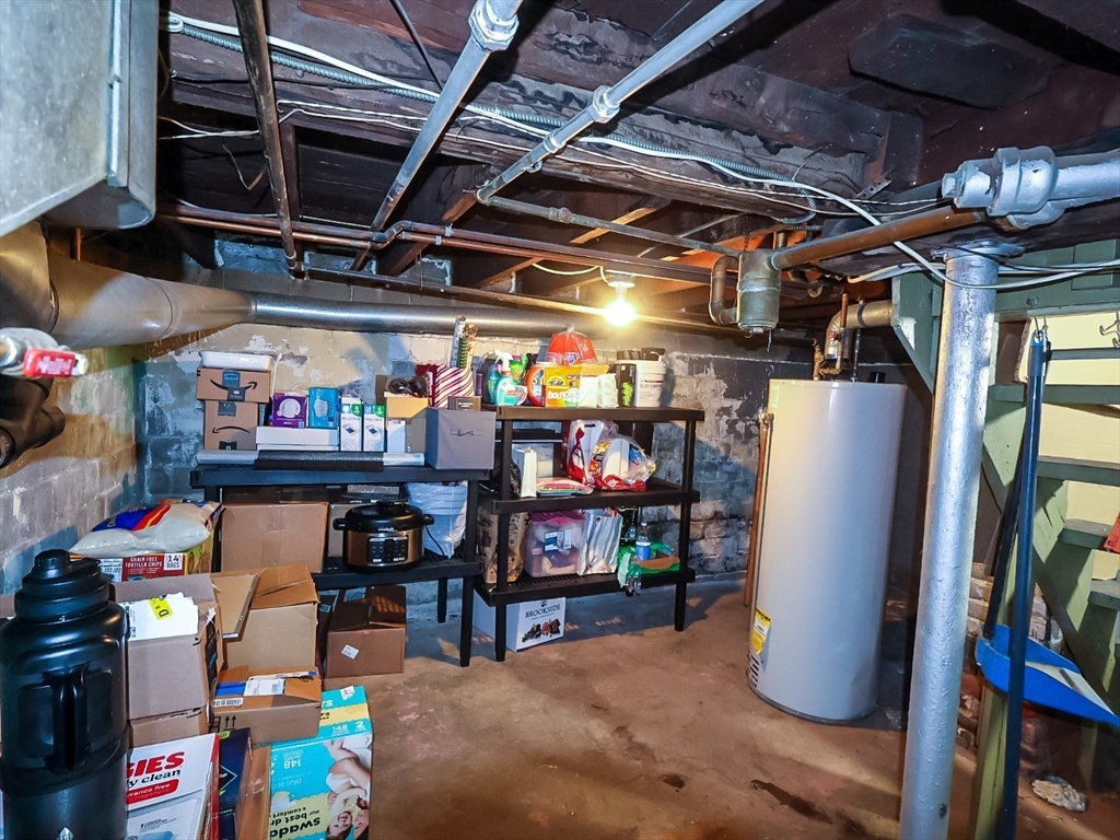 17 Lombard Street Springfield, MA 01105 - Photo 27 of 29