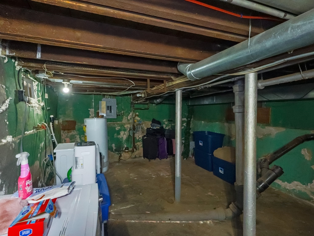 17 Lombard Street Springfield, MA 01105 - Photo 29 of 29