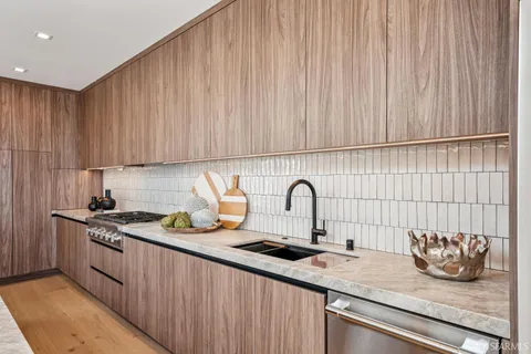 $2,380,000 | 1827 33rd Avenue, San Francisco, CA 94122