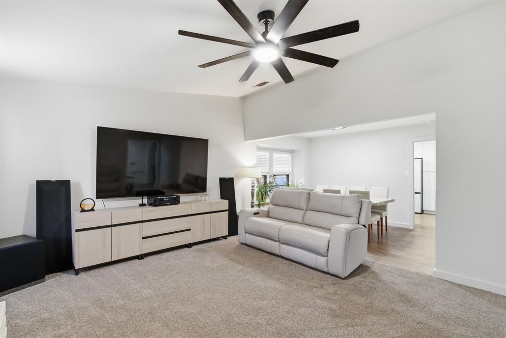 1008 Royal Lane Graham, TX 76450 - Photo 4 of 22 a living room with furniture and a flat screen tv