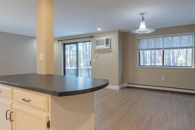 $2,700 | 185 Indian Rock Road, Merrimack, NH 03054