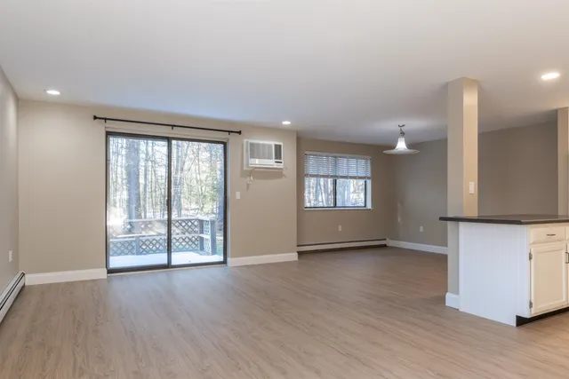 $2,700 | 185 Indian Rock Road, Merrimack, NH 03054