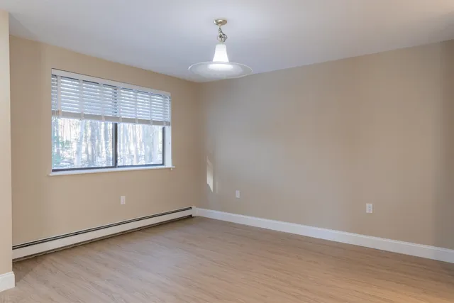 $2,700 | 185 Indian Rock Road, Merrimack, NH 03054