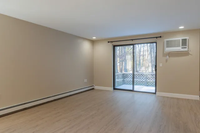 $2,700 | 185 Indian Rock Road, Merrimack, NH 03054