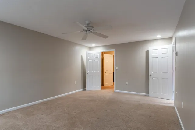 $2,700 | 185 Indian Rock Road, Merrimack, NH 03054