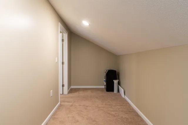 $2,700 | 185 Indian Rock Road, Merrimack, NH 03054