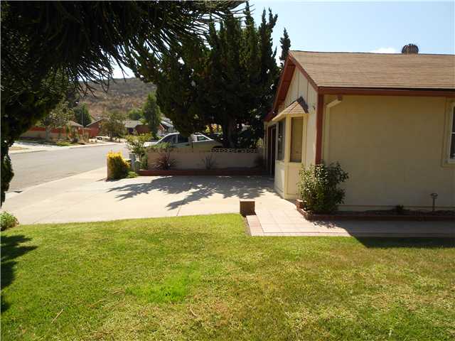 2326 Doubletree Road Spring Valley, CA 91978 - Photo 3 of 17
