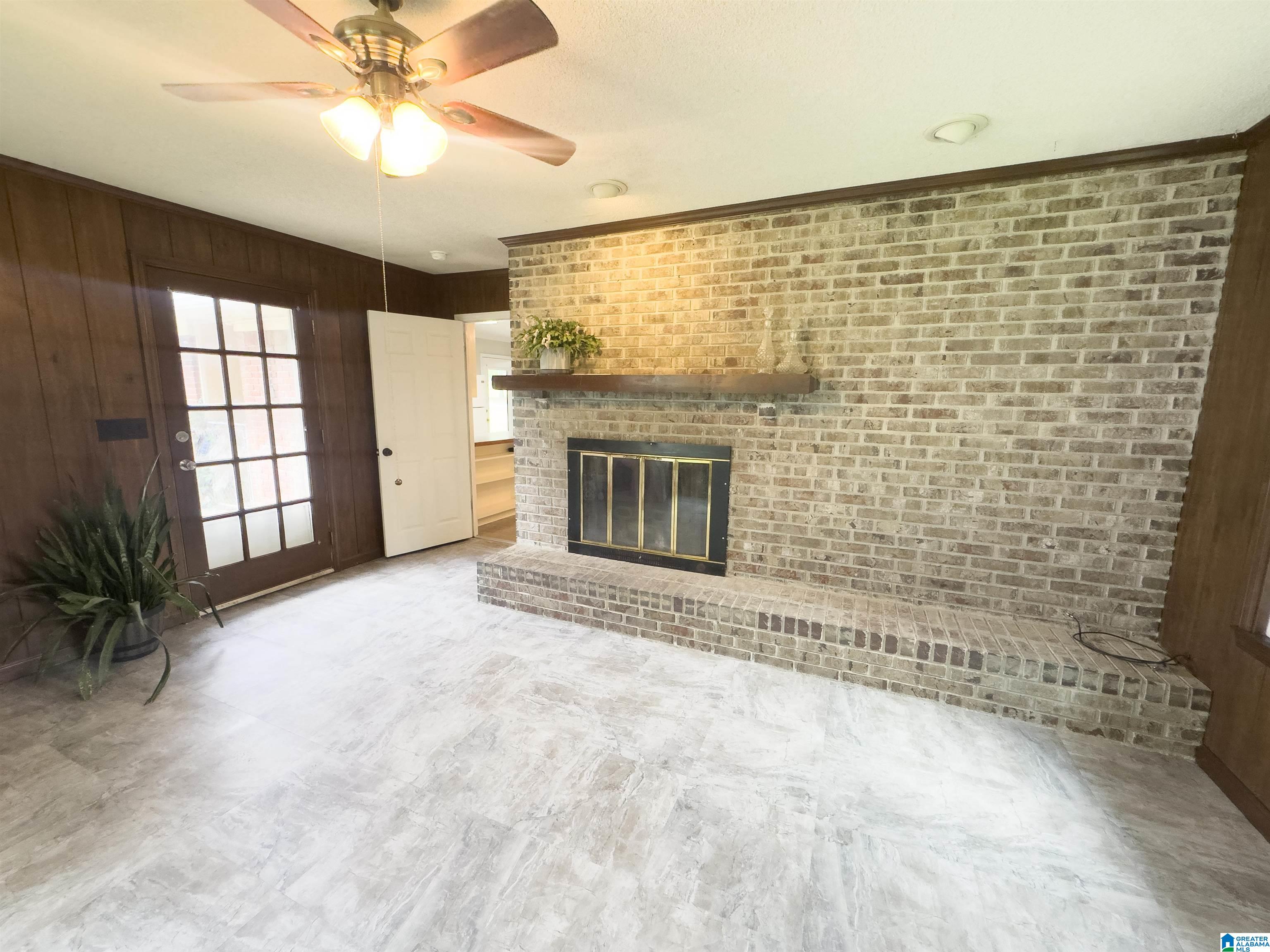 803 3rd Street Clanton, AL 35045 - Photo 7 of 14