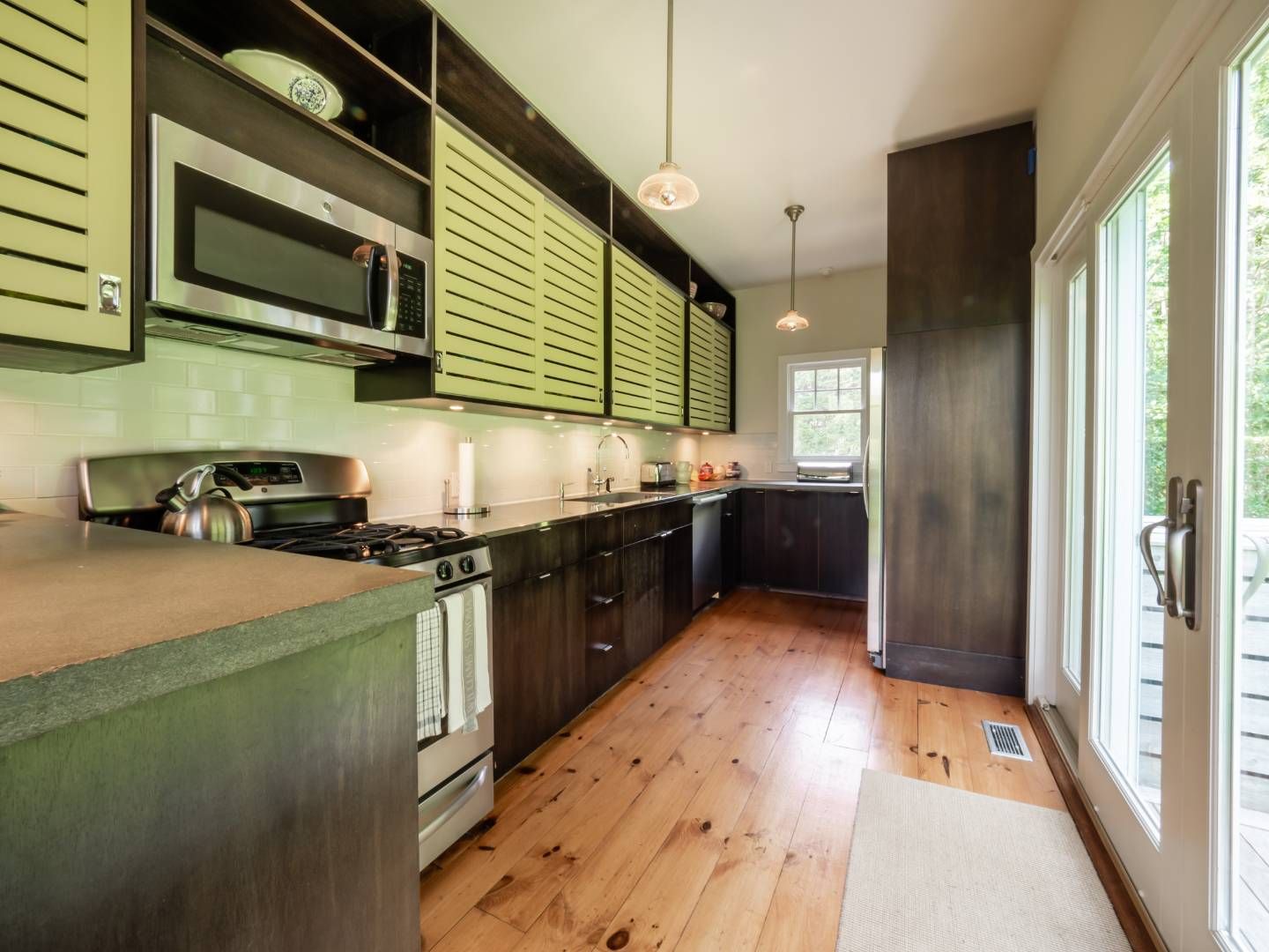 126 Sagaponack Road Bridgehampton, NY 11932 - Photo 7 of 16 Kitchen