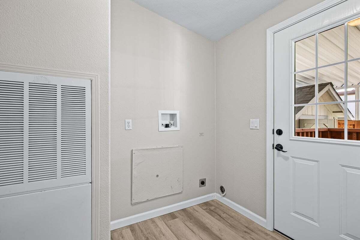 5076 Leonard Road, Unit 27 Grants Pass, OR 97527 - Photo 10 of 25 28