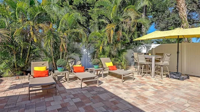 $839,000 | 2525 Hibiscus Street, Sarasota, FL 34239