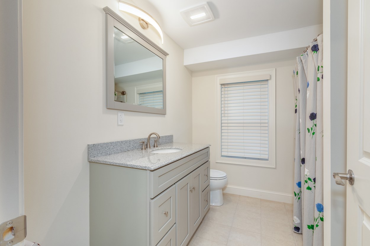 8 North Spring Street Concord, NH 03301 - Photo 19 of 33 Gallery Image 19