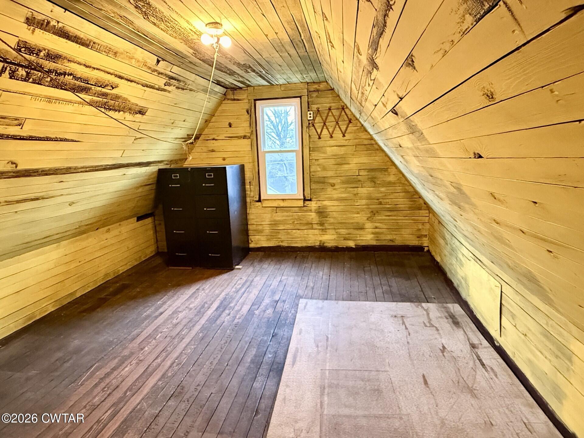 406 Maple Heights Street Kenton, TN 38233 - Photo 35 of 43 a view of a balcony with wooden floor