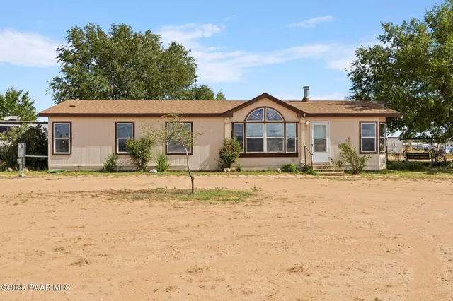 $380,000 | 24975 North Naples Street, Paulden, AZ 86334