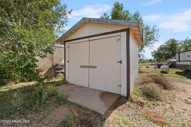 $380,000 | 24975 North Naples Street, Paulden, AZ 86334