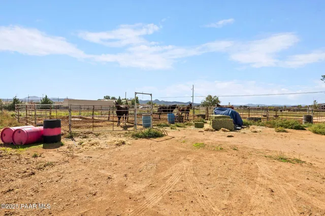 $380,000 | 24975 North Naples Street, Paulden, AZ 86334