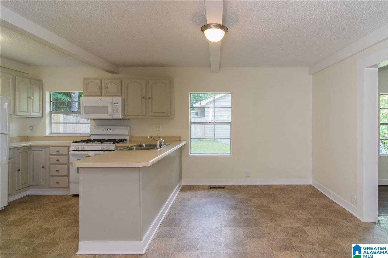 722 4th Street Southwest Alabaster, AL 35007 - Photo 9 of 30