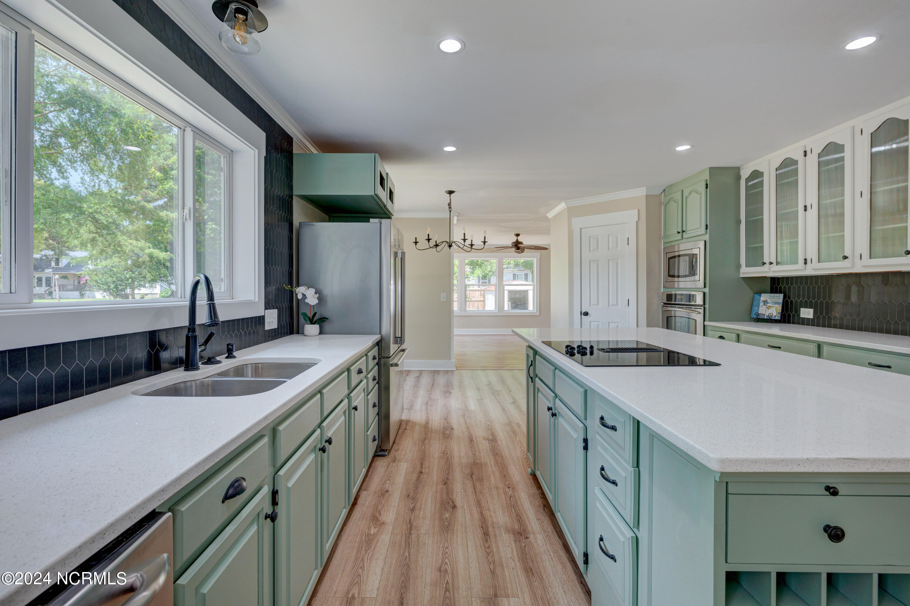 102 Daniel Road Rocky Point, NC 28457 - Photo 15 of 66 102DanielEdit-24