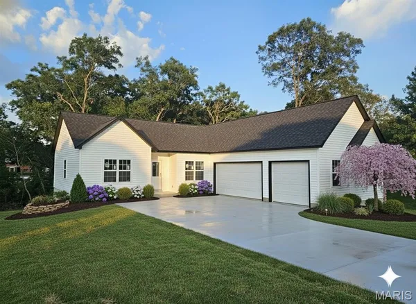 $575,000 | 10428 Village Drive, Foristell, MO 63348