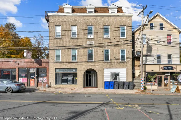$1,550 | 82-86 Water Street, Unit 6, Torrington, CT 06790
