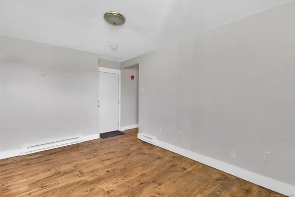 $1,550 | 82-86 Water Street, Unit 6, Torrington, CT 06790