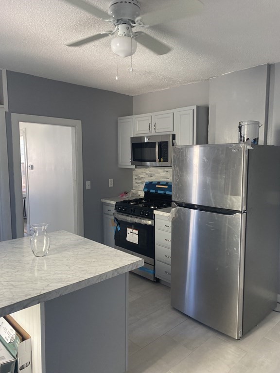 146 Colton Street Springfield, MA 01109 - Photo 5 of 19 Gallery Image 5