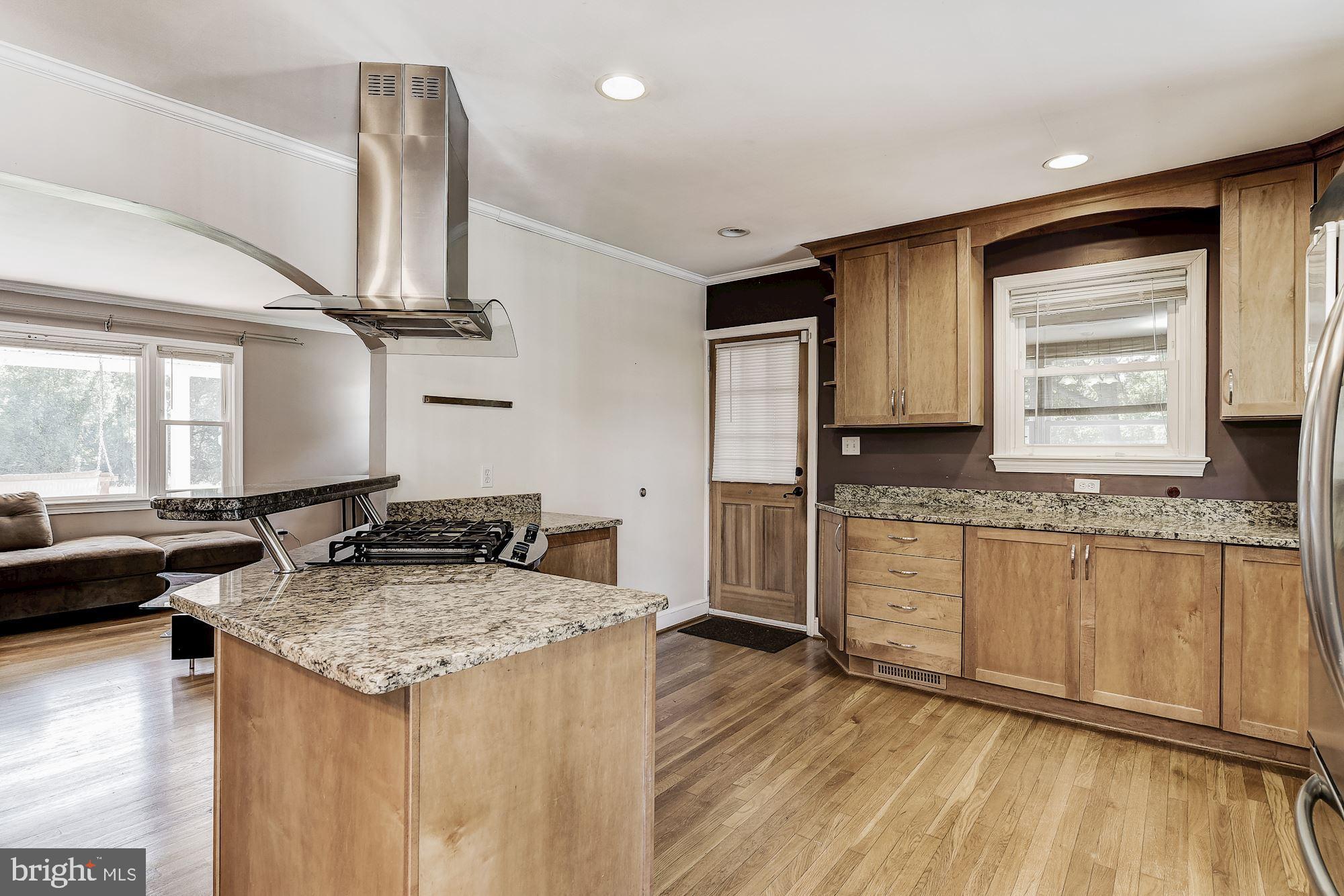22200 Slidell Road Boyds, MD 20841 - Photo 13 of 51 Eat-In Kitchen | Stainless Steel Appliances