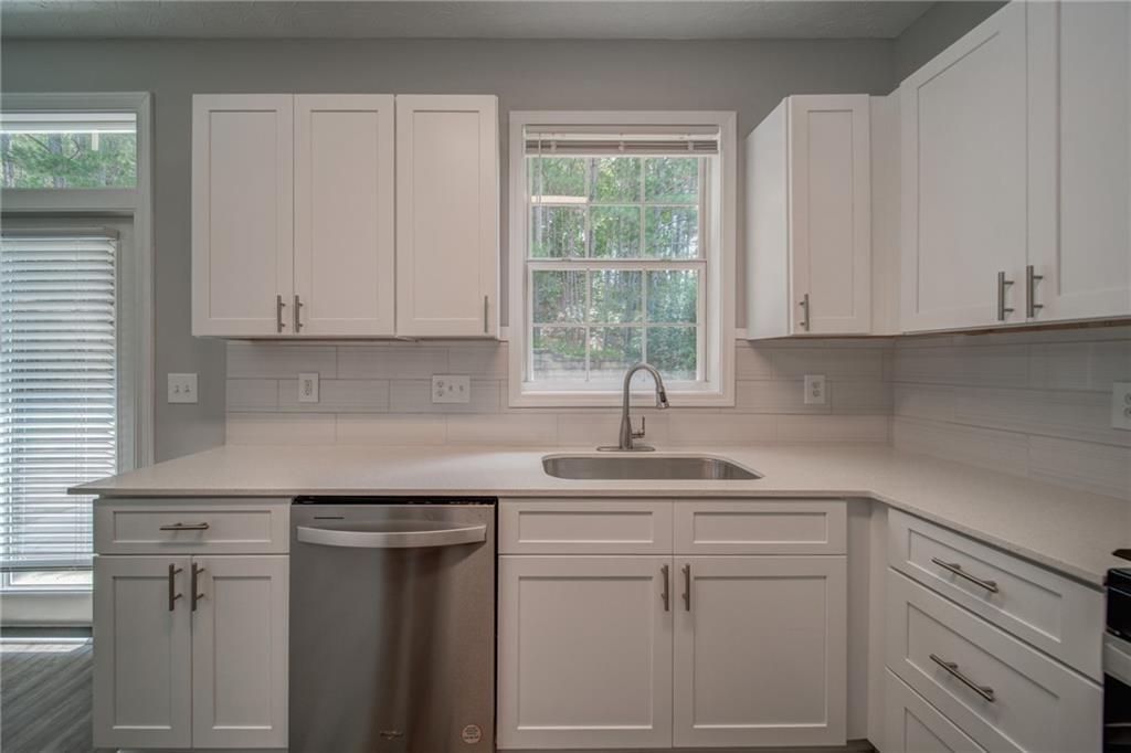 132 Diamond Ridge Avenue Canton, GA 30114 - Photo 11 of 38