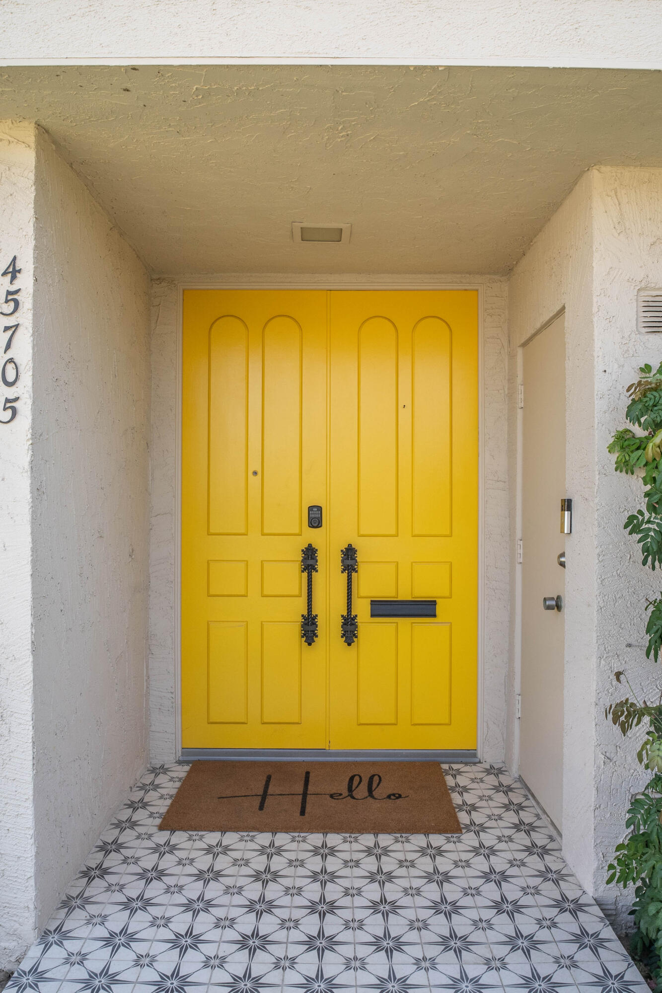 45705 Pawnee Road Indian Wells, CA 92210 - Photo 4 of 67 45705 Pawnee III-105