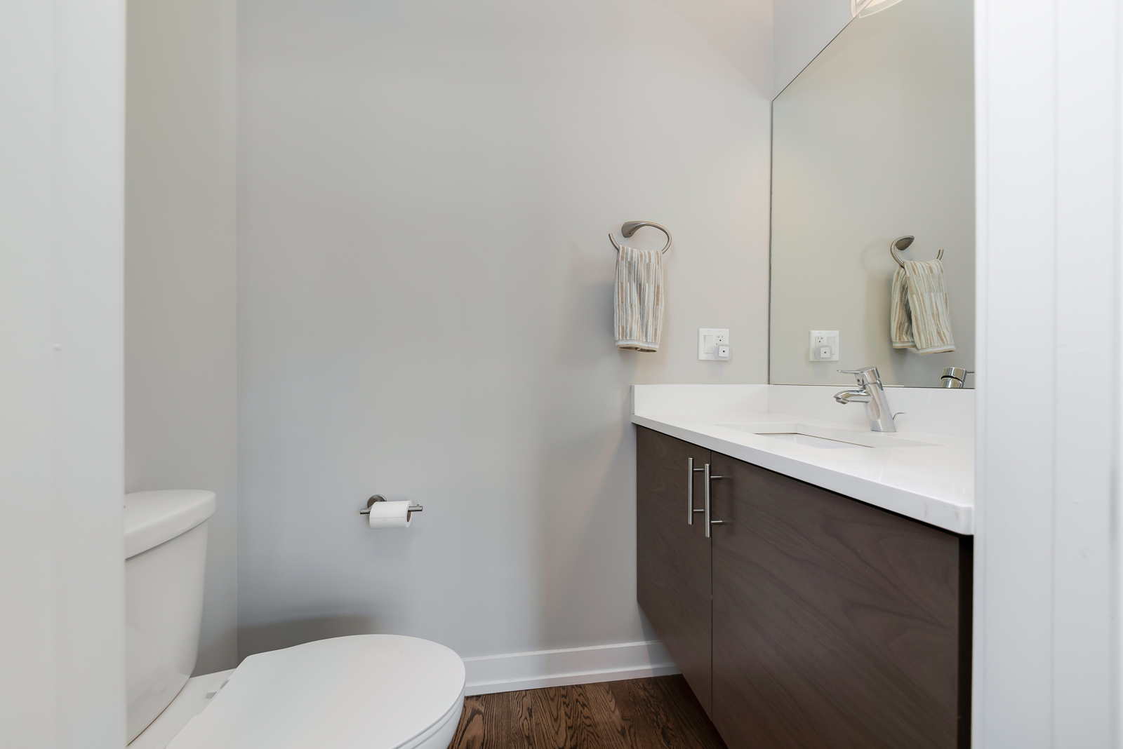 1025 Walnut Way Oak Park, IL 60302 - Photo 14 of 25