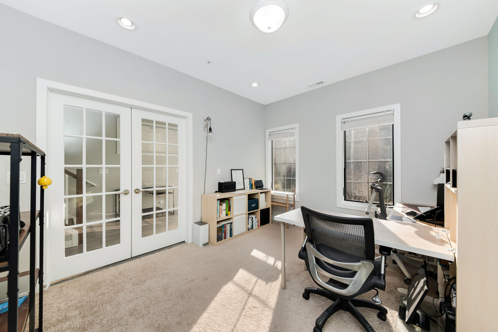 1025 Walnut Way Oak Park, IL 60302 - Photo 10 of 25