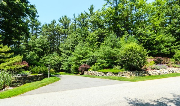 44 Winding Oaks Way Boxford, MA 01921 - Photo 2 of 30