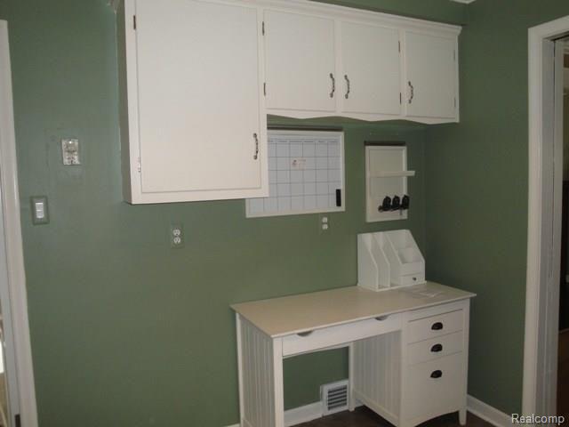 1932 Broadstone Road Grosse Pointe, MI 48236 - Photo 8 of 22 Kitchen Work Area