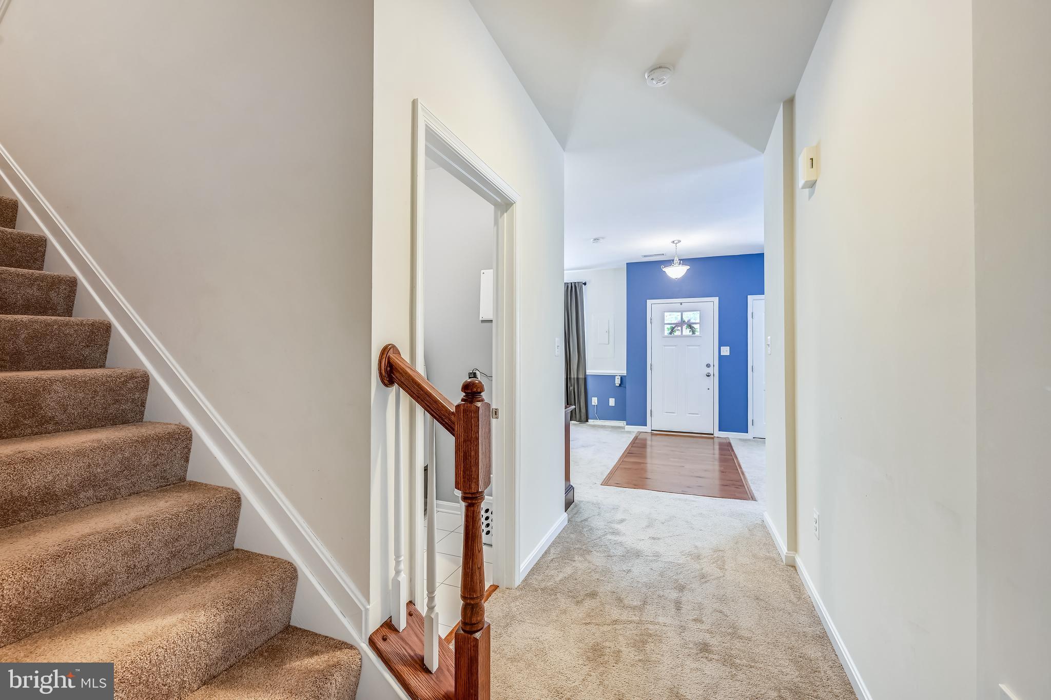 105 Jacobia Drive, Unit E4 Pasadena, MD 21122 - Photo 19 of 36 Time to head upstairs.